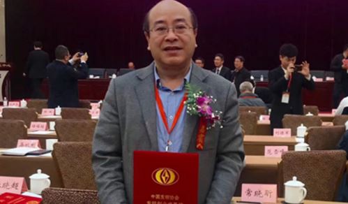 草莓视频官方网站標簽廠.jpg